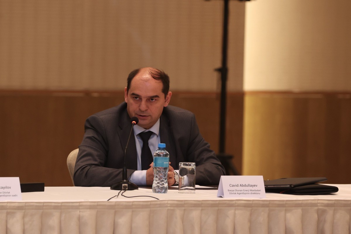 Energetika Nazirliyi yanında Bərpa Olunan Enerji Mənbələri Dövlət Agentliyinin direktoru Cavid Abdullayev