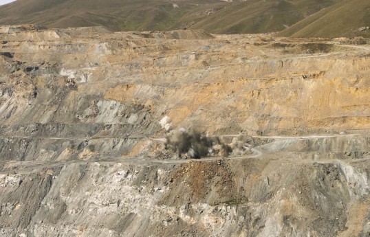 “AzerGold” Söyüdlü qızıl yatağında ilk qazma-partlayış əməliyyatını həyata keçirib - FOTO  - VİDEO 
