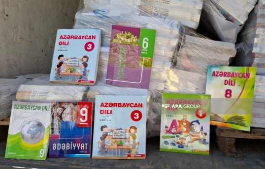 Azərbaycandan Gürcüstana 22 mindən çox dərslik göndərilib - FOTO 