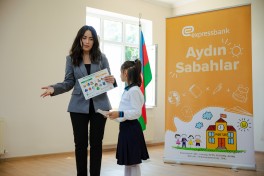 "Expressbank" Qusarın bütün ucqar kəndlərində birinciləri sevindirib