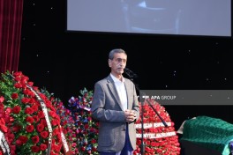 Xalq artisti Aleksandr Şarovski ilə vida mərasimi keçirilib - YENİLƏNİB - FOTO