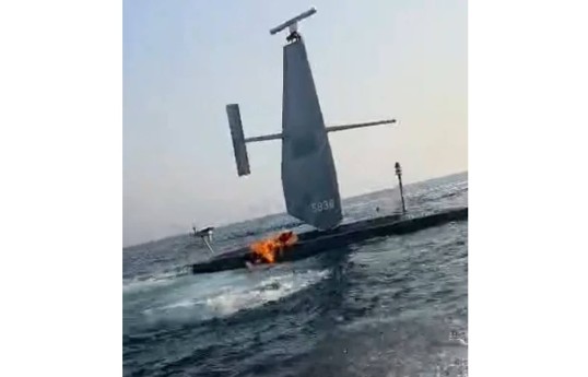 İran ABŞ ordusuna aid pilotsuz sualtı qayığı vurub - VİDEO 
