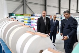 Prezident Qaradağda kağız və gigiyenik məhsulların istehsalı müəssisəsinin açılışında iştirak edib