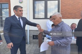 Növbəti köç karvanı Şükürbəyli kəndinə çatıb - FOTO  - YENİLƏNİB 