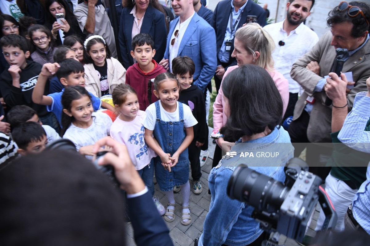 Diplomatik korpusun nümayəndələri Şuşa şəhərində yaşayış komplekslərini ziyarət ediblər - FOTO
