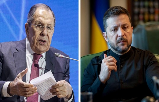 Rusiyanın xarici işlər naziri Sergey Lavrov və Ukrayna Prezidenti Volodimir Zelenski