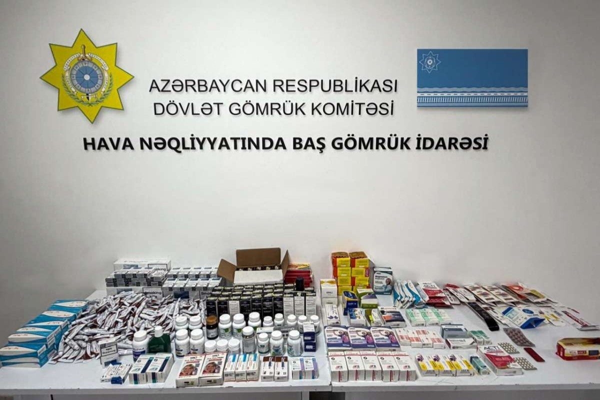 Aeroportda sərnişinlərin baqajından gömrükdən gizlədilən dərmanlar və siqaretlər aşkarlanıb