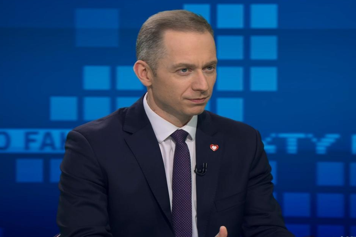 Polşanın müdafiə nazirinin müavini Sezari Tomçik