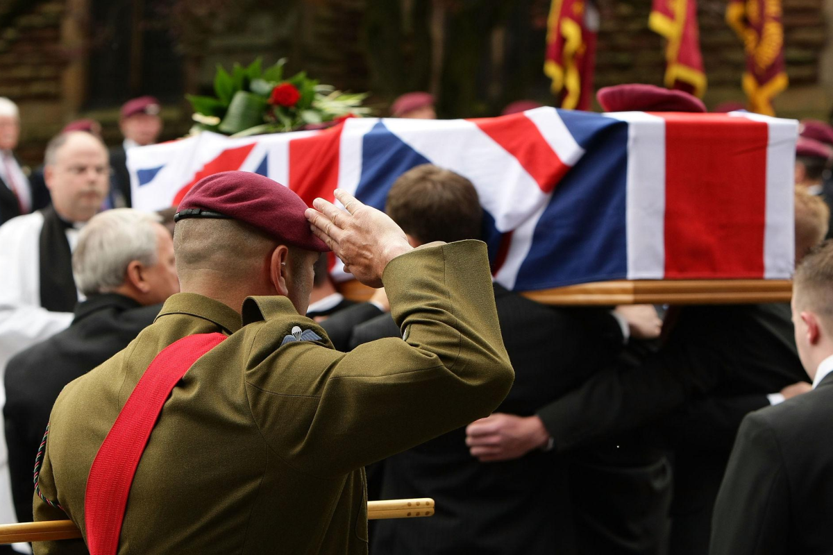 Britaniya hərbçisi Ukraynada yol qəzasında ölüb