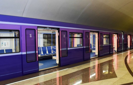 Bakı metrosunda qatarların hərəkətində problem yaranıb