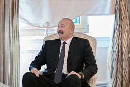 Prezident İlham Əliyev Müsəlman Ağsaqqalları Şurasının baş katibini qəbul edib