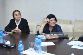 Mətbuat Şurasında “İstiqlal söhbətləri” kitabının təqdimatı keçirilib - FOTO 