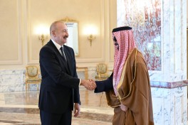 Prezident İlham Əliyev Birləşmiş Ərəb Əmirliklərinin milli təhlükəsizlik müşavirini qəbul edib