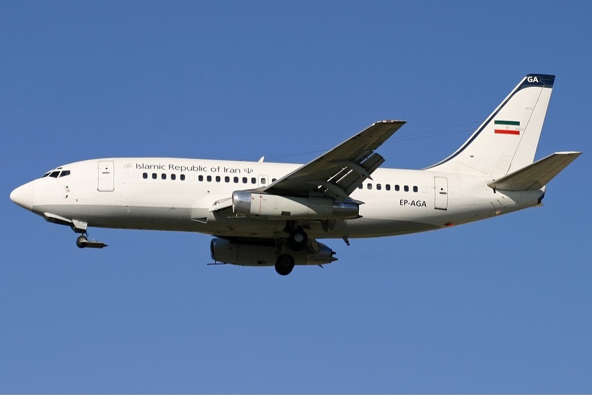 İranda “Boeing 737” texniki nasazlıq səbəbindən təcili eniş edib