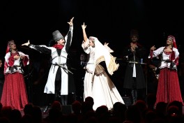 Montrödə Azərbaycanın incəsənət nümayəndələrinin iştirakı ilə qala konsert keçirilib - FOTO 