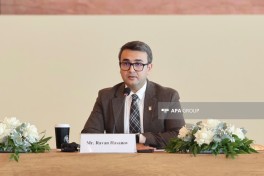 Beynəlxalq Bakuvi Konfransının bölmə iclasları keçirilib - FOTO 