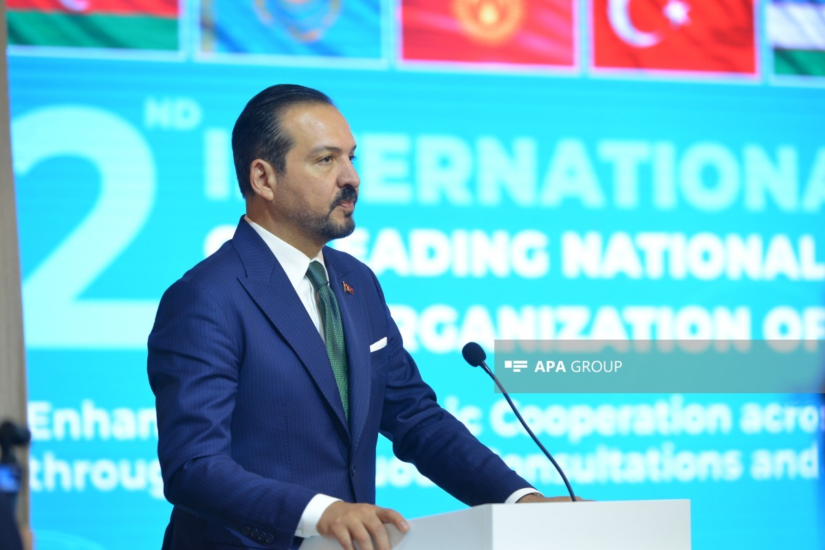Türkiyənin Ədalət və İnkişaf Partiyasının (AK Parti) sədr müavini, Ankara millət vəkili Kürşad Zorlu
