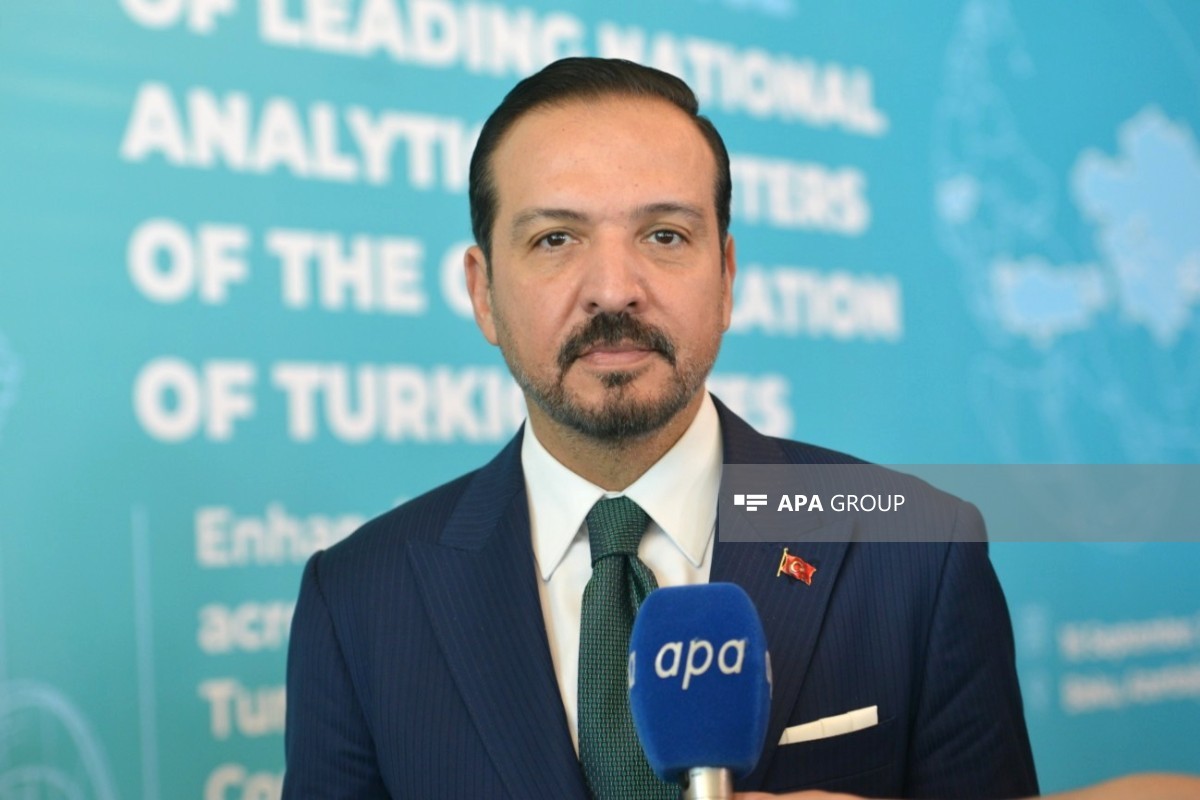 Türkiyənin Ədalət və İnkişaf Partiyasının (AK Parti) sədr müavini, Ankara millət vəkili Kürşad Zorlu