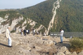 Seyyid Yəhya Bakuviyə həsr olunmuş konfransın iştirakçıları Şuşa şəhəri ilə tanış olublar - FOTO 