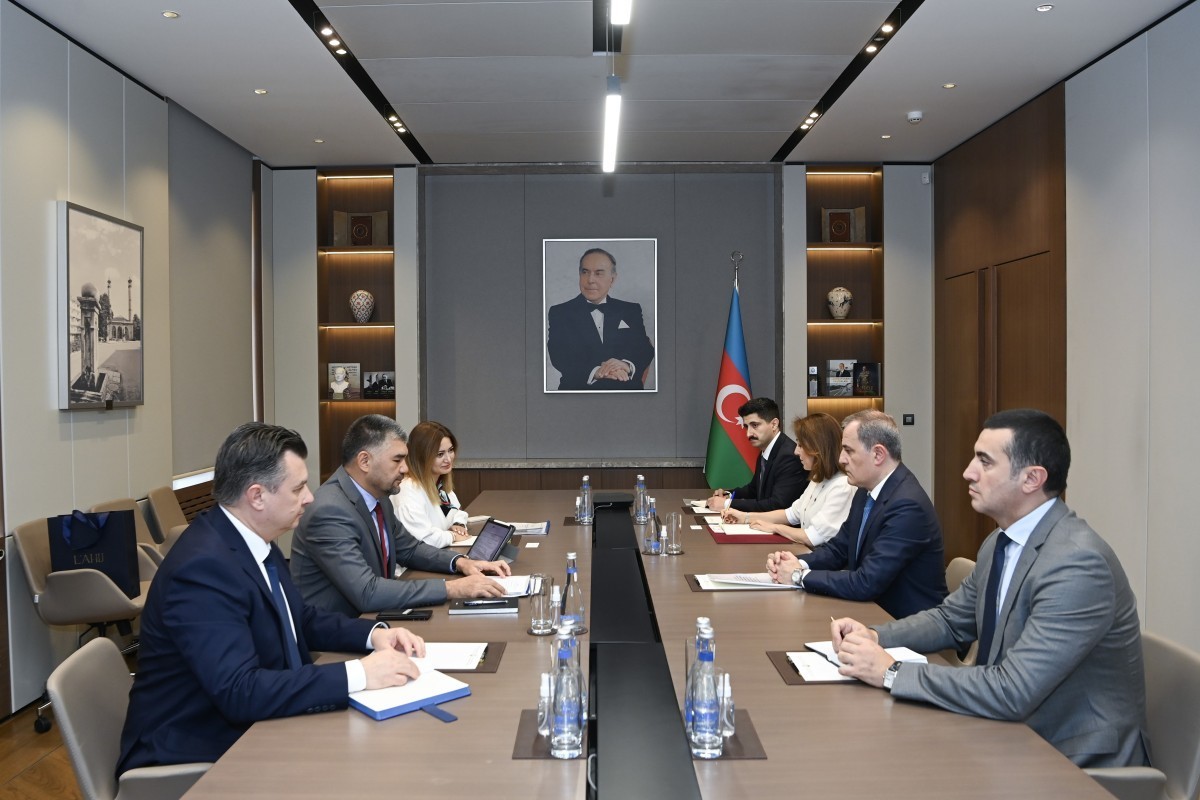 Azerbaijan, TRACECA discuss current state of cooperation