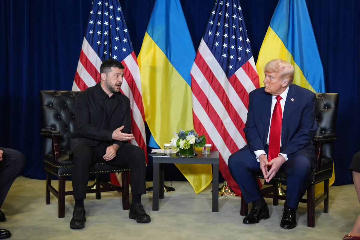 Ukrayna Prezidenti Volodimir Zelenski, ABŞ Prezidenti Donald Tramp