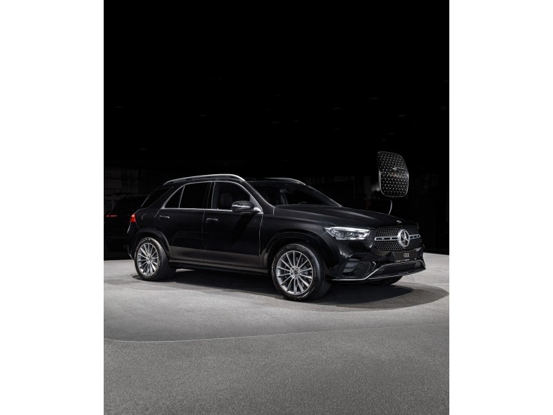 Mercedes-Benz-in üç seçilən modeli üçün xüsusi imkanlar - FOTO 