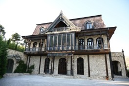 Prezident İlham Əliyev Şamaxıda “Nəsimi Bağları” kompleksi ilə tanış olub - YENİLƏNİB  - FOTO 