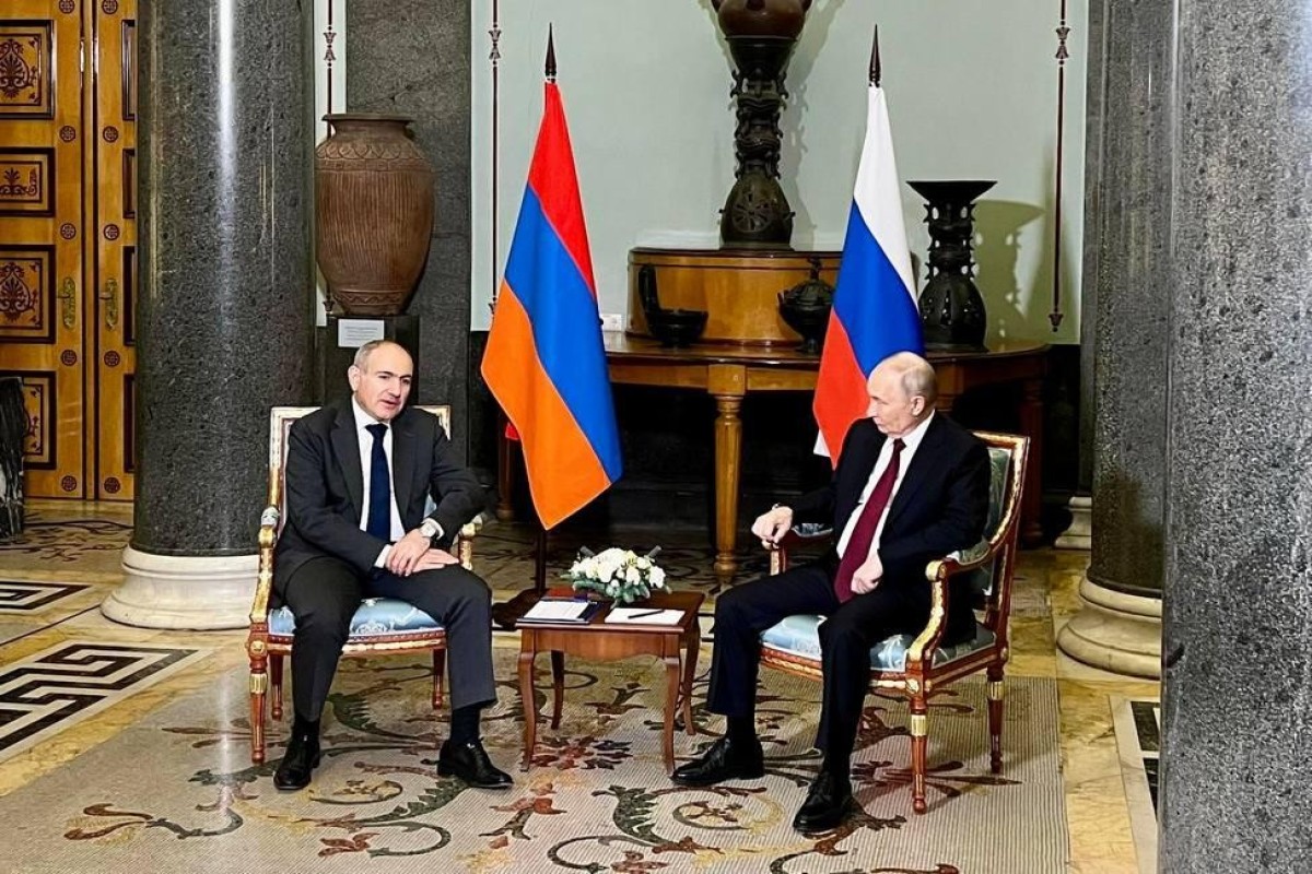 Paşinyan Putinlə Ermənistan dəmir yollarının konsessiyası məsələsini müzakirə etmək istəyir