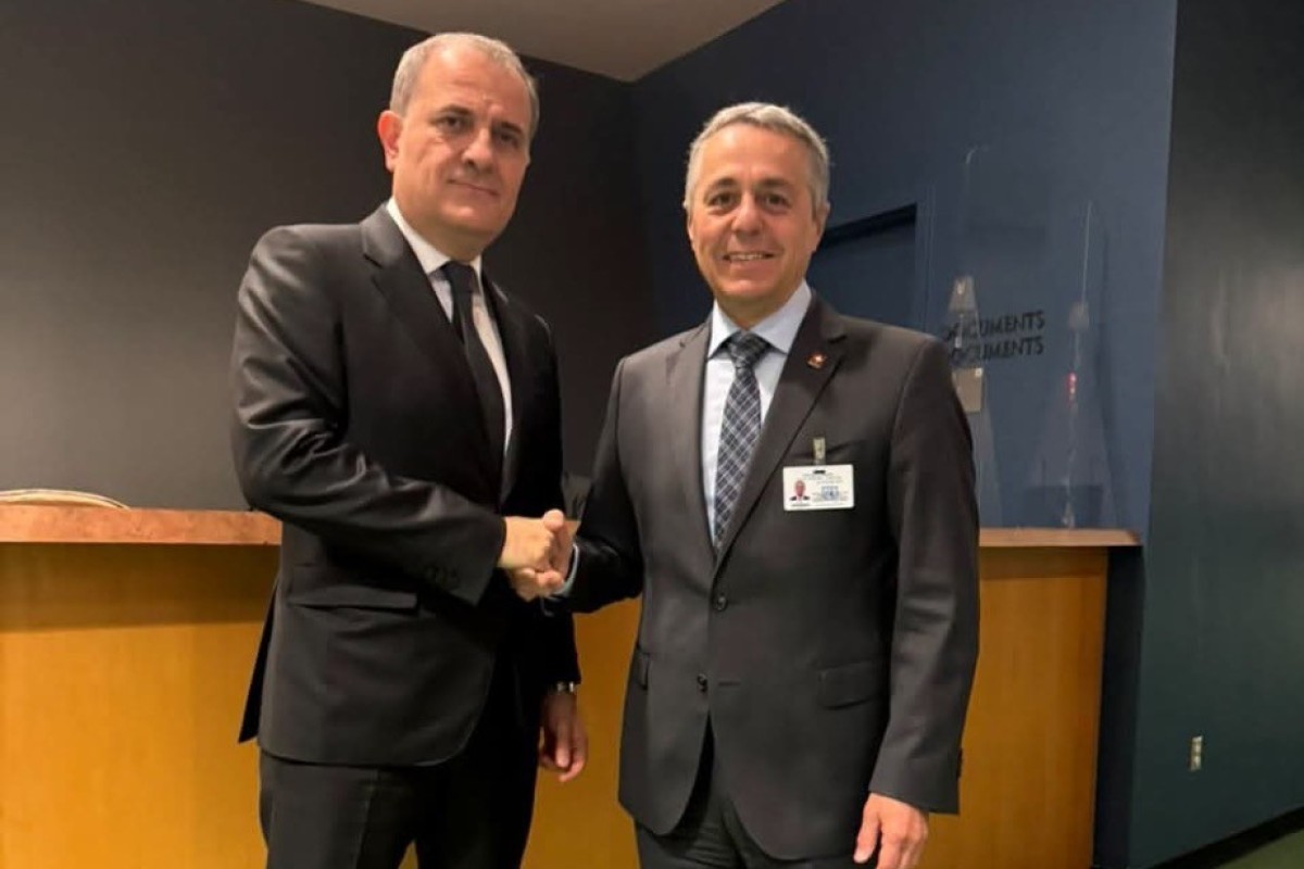 Azerbaijan, Switzerland explore cooperation