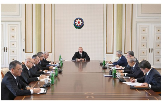 Prezidentin sədrliyi ilə dağ-mədən və metallurgiya sənayesinin inkişafına dair Dövlət Proqramına həsr olunmuş müşavirə keçirilib