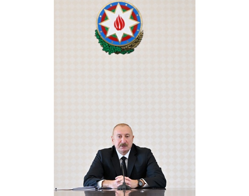 Prezidentin sədrliyi ilə dağ-mədən və metallurgiya sənayesinin inkişafına dair Dövlət Proqramına həsr olunmuş müşavirə keçirilib