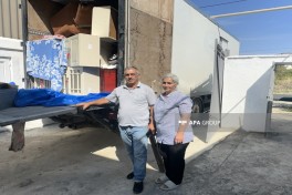 Xankəndi, Xocalı və Ağdərəyə növbəti köç olub, açarlar təqdim olunub - FOTO 