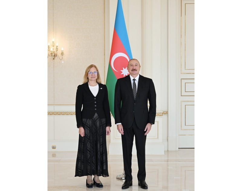 Azərbaycan Prezidenti Estoniyanın yeni səfirini qəbul edib - FOTO 
