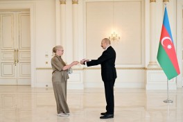 Prezident İlham Əliyev İsveçin Azərbaycana yeni təyin olunmuş səfirini qəbul edib
