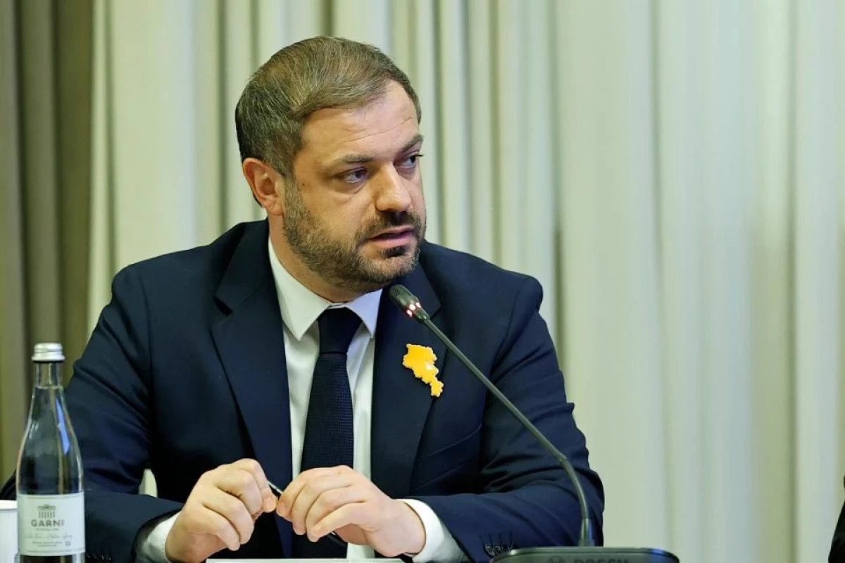 министр экономики Армении Геворг Папоян