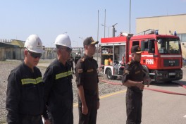FHN Neft Emalı Zavodunda yanğın-taktiki təlim keçirib  - VİDEO 