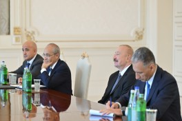 Prezident İlham Əliyev Çin və İtaliya şirkətlərinin rəhbər şəxslərini qəbul edib
