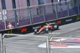 Bakıda Formula 1 üzrə Azərbaycan Qran-Prisində ilk sərbəst yürüş başa çatıb - FOTO  - YENİLƏNİB 