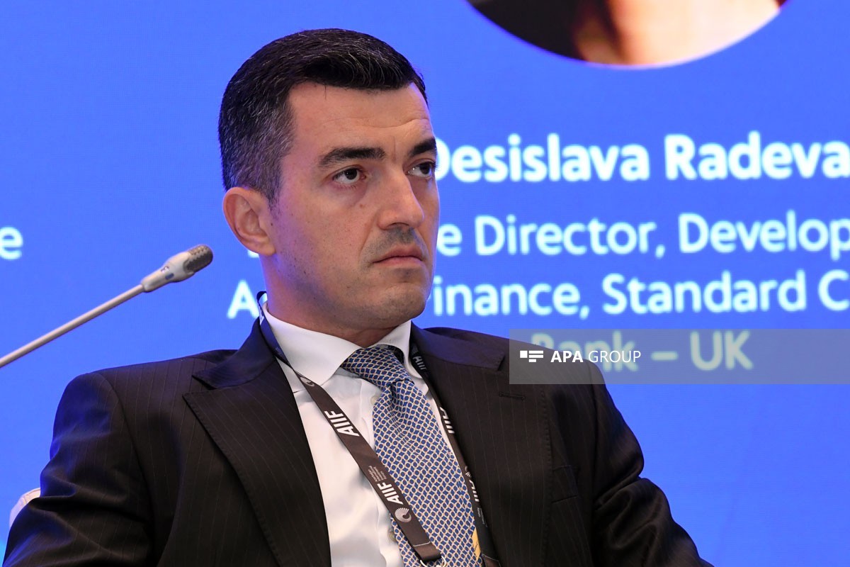 Bakı Fond Birjasının İdarə Heyətinin sədri Ruslan Xəlilov