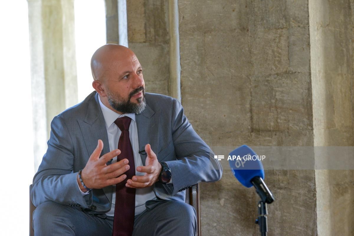 Rüfət Mahmud: İçərişəhərdə səs siqnallarından istifadə mühiti pozur, bunun üzərində işləyirik