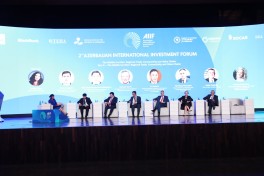 İkinci Azərbaycan Beynəlxalq İnvestisiya Forumunda Orta Dəhliz müzakirə olunub
