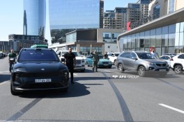Şəhidlərin xatirəsi bir dəqiqəlik sükutla yad edilib - FOTOLENT  - VİDEO 