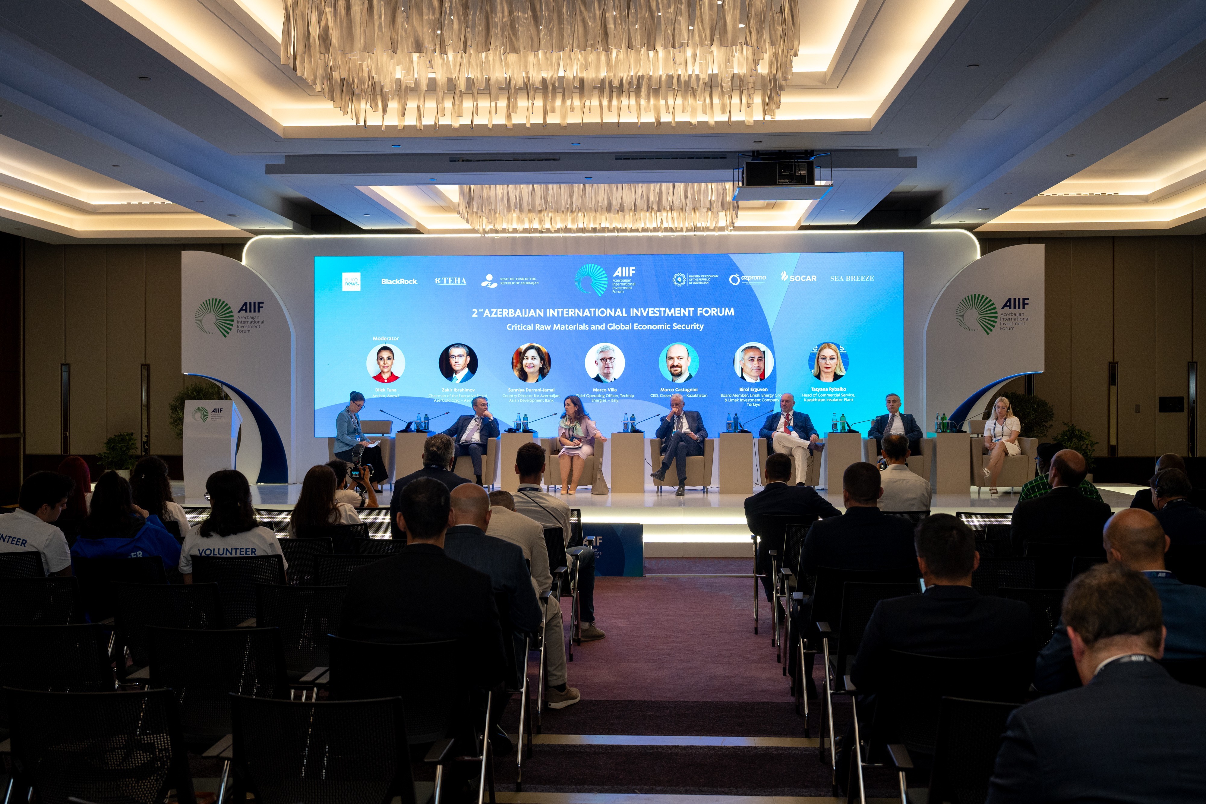 AIIF 2026 çərçivəsində “Kritik xammal və qlobal iqtisadi təhlükəsizlik” mövzusunda panel sessiya keçirilib