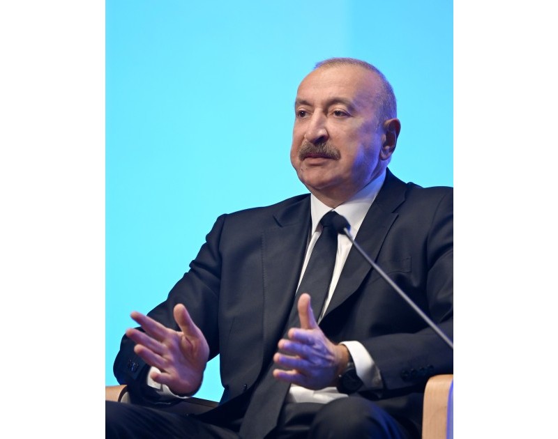 Prezident İlham Əliyev II Azərbaycan Beynəlxalq İnvestisiya Forumu çərçivəsində keçirilən tədbirdə iştirak edib - VİDEO  - YENİLƏNİB 