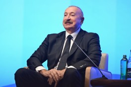 Prezident İlham Əliyev II Azərbaycan Beynəlxalq İnvestisiya Forumu çərçivəsində keçirilən tədbirdə iştirak edib - VİDEO  - YENİLƏNİB 
