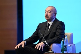 Prezident İlham Əliyev II Azərbaycan Beynəlxalq İnvestisiya Forumu çərçivəsində keçirilən tədbirdə iştirak edib - VİDEO  - YENİLƏNİB 
