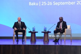 Prezident İlham Əliyev II Azərbaycan Beynəlxalq İnvestisiya Forumu çərçivəsində keçirilən tədbirdə iştirak edib - VİDEO  - YENİLƏNİB 