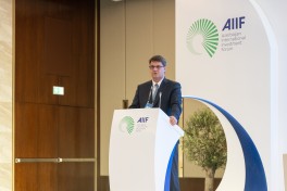 AIIF 2026 çərçivəsində “Kritik xammal və qlobal iqtisadi təhlükəsizlik” mövzusunda panel sessiya keçirilib