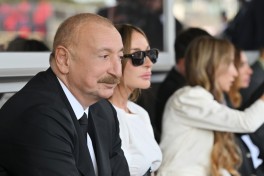 Prezident İlham Əliyev və birinci xanım Mehriban Əliyeva Formula 1 Azərbaycan Qran-Prisinin əsas yarışına baxıblar - YENİLƏNİB-2 