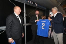 Prezident İlham Əliyev və birinci xanım Mehriban Əliyeva Formula 1 Azərbaycan Qran-Prisinin əsas yarışına baxıblar - YENİLƏNİB-2 